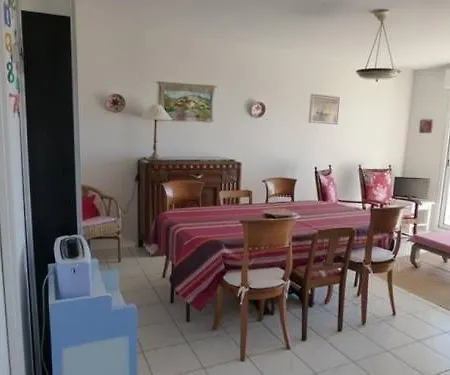 Flots Bleus - Saint-jean-de-luz 4 Bedrooms 8 Persons סיבור