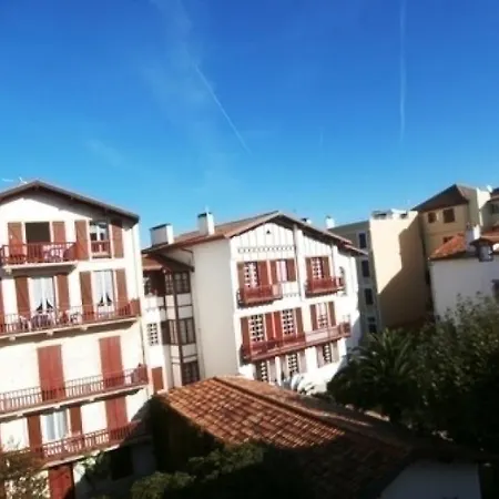 Flots Bleus - Saint-jean-de-luz 4 Bedrooms 8 Persons סיבור